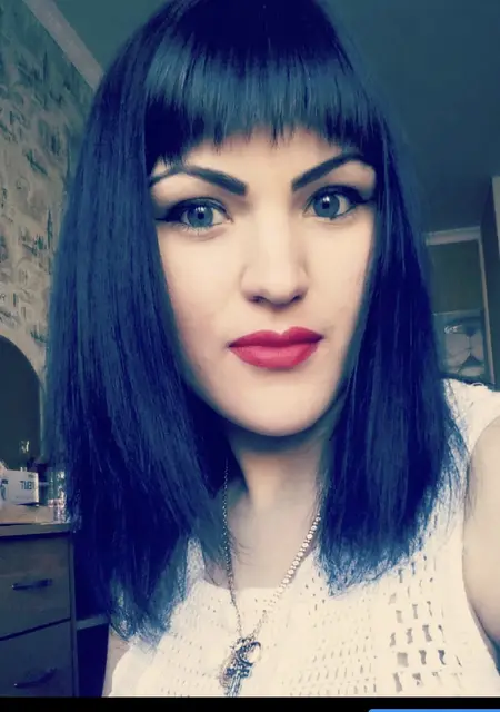 Я Mila, 29 років, знайомлюсь для постійних стосунків у Харкові