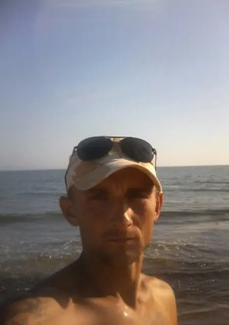 Андрей з Нікополя, шукаю на сайті знайомства на одну ніч