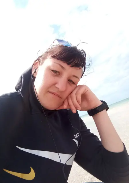 Диана з Мелітополя, мені 27 років, познайомлюсь для постійних стосунків