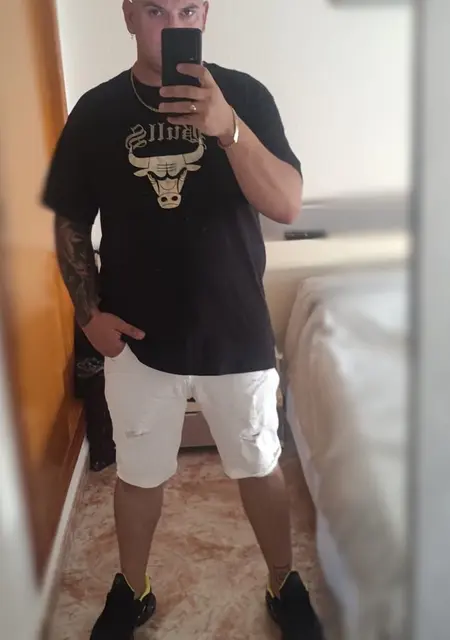 Cris de Valencia, tengo 37 años, listo para conocer para lío de una noche