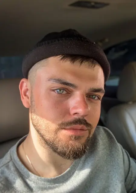 Я Стефан, 21 років, знайомлюсь без зобов'язань у Дубно