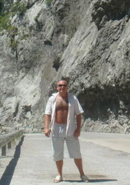 Влад из Винницы, мне 50, познакомлюсь без обязательств