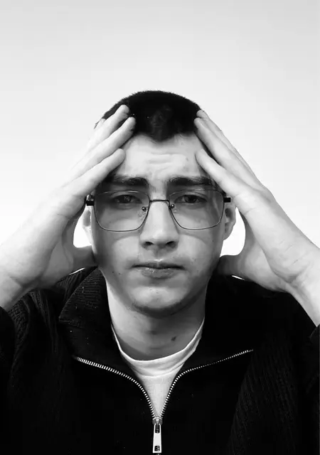 Я Тарас, 20 років, знайомлюсь без зобов'язань у Івано-Франківську