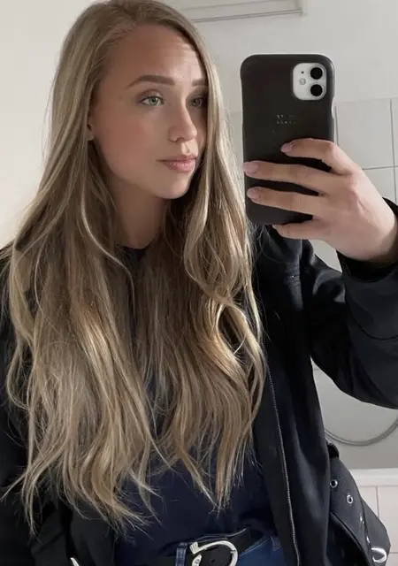 Я Маша, 21, из Киева, ищу знакомство для приятного времяпровождения