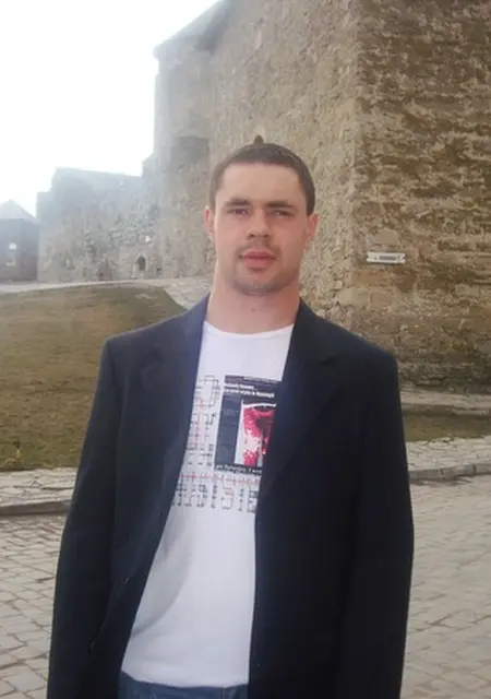 Андрей из Каменца-Подольского, мне 37, познакомлюсь без обязательств