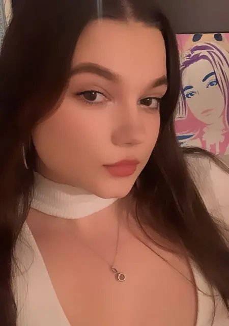 Я Софія, 21, знакомлюсь для совместных путешествий в Ровно