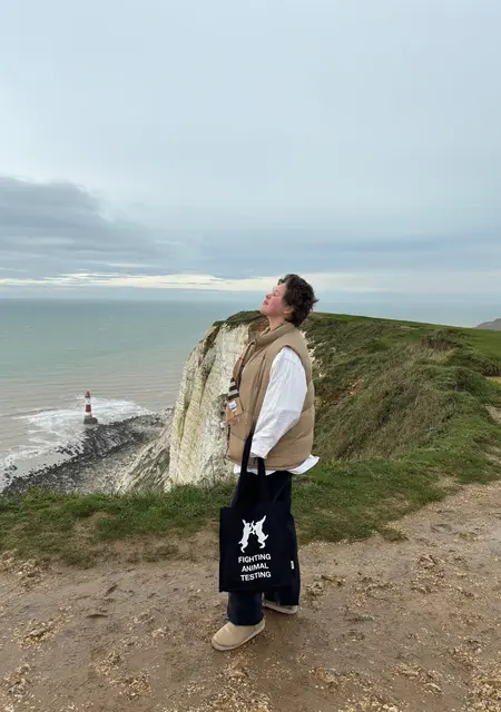 Я Danaia, 20, знакомлюсь для приятного времяпровождения в Уотфорд