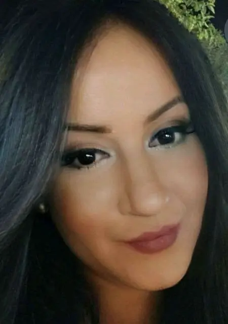 Megan из Афин, мне 32, познакомлюсь для постоянных отношений