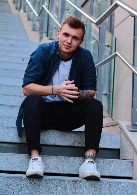 Alex из Днепра, мне 28, познакомлюсь для приятного времяпровождения