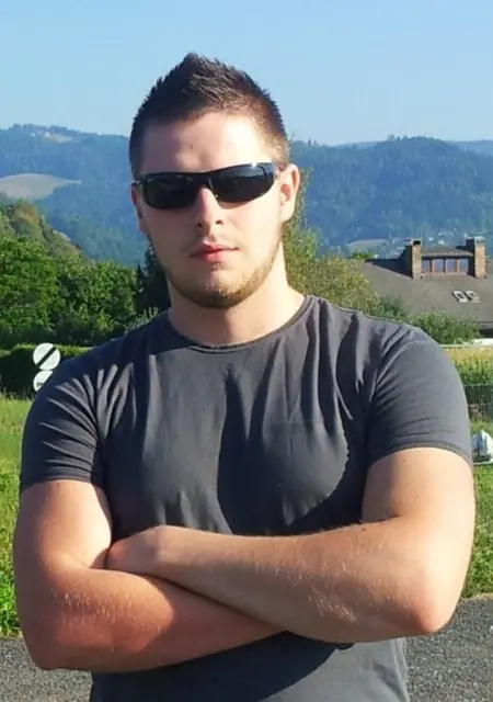 Я Вячеслав, 38 років з Горлівки, шукаю знайомства на одну ніч