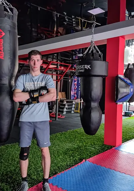 Я Станислав, 26, знакомлюсь без обязательств в Сумах