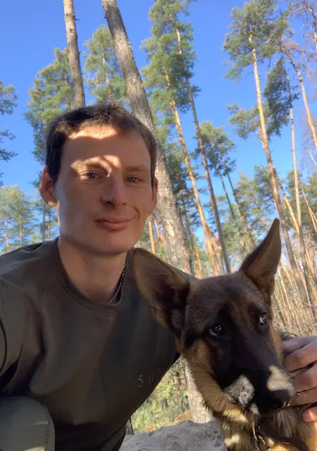 Максим из Луганска, ищу на сайте знакомства на одну ночь