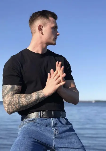 Богдан из Кропивницкого, ищу на сайте знакомства на одну ночь