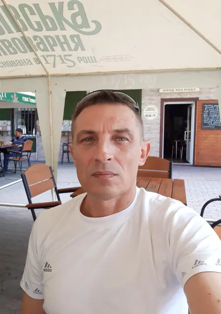 Я Серж, 47 років, знайомлюсь без зобов'язань у Нікополі