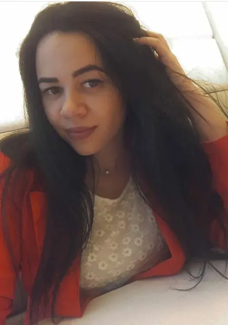 Алина из Харькова, мне 35, познакомлюсь для приятного времяпровождения