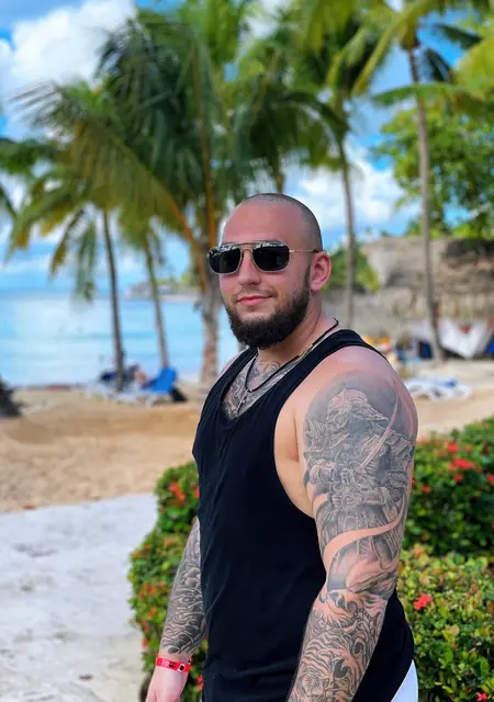 Я Костя, 30, из Запорожья, ищу знакомство для общения