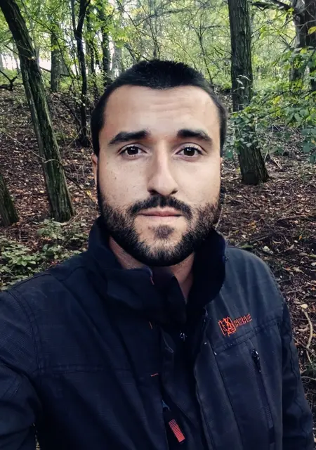 Я Дмитрий, 30, из Черкасс, ищу знакомство для приятного времяпровождения