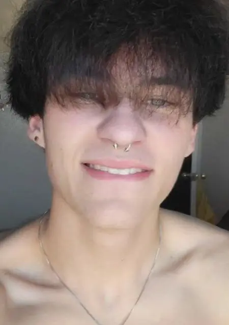 Rostislave из Тирасполя, мне 19, познакомлюсь для вирта