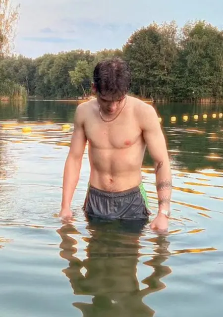 Я Daniel, 19, знакомлюсь на одну ночь в Павлограде