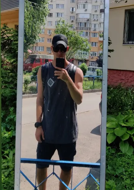 Александр з Одеси, шукаю на сайті знайомства без зобов'язань