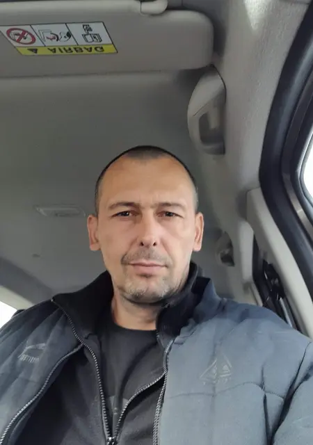 Денис из Луцка, ищу на сайте знакомства на одну ночь