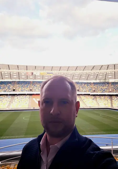 Роман из Киева, мне 41, познакомлюсь для общения