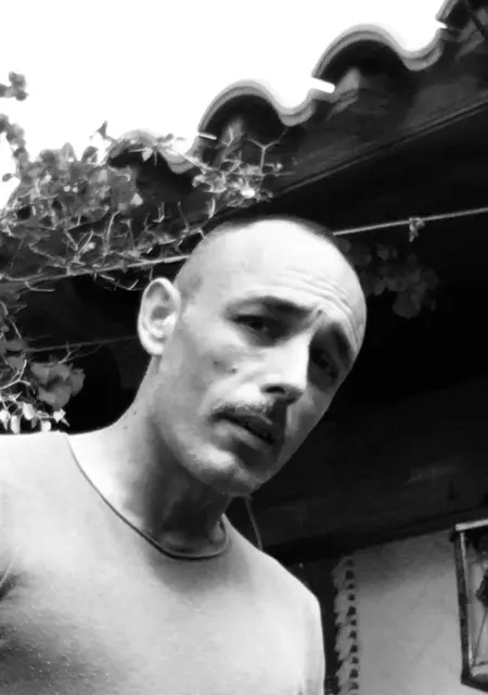 Nick из Ибицы, мне 43, познакомлюсь для приятного времяпровождения