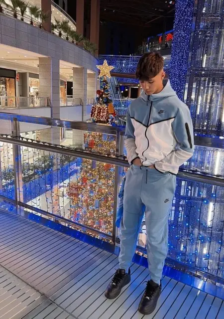 Nikolas из Усти-над-лабивших, ищу на сайте общение