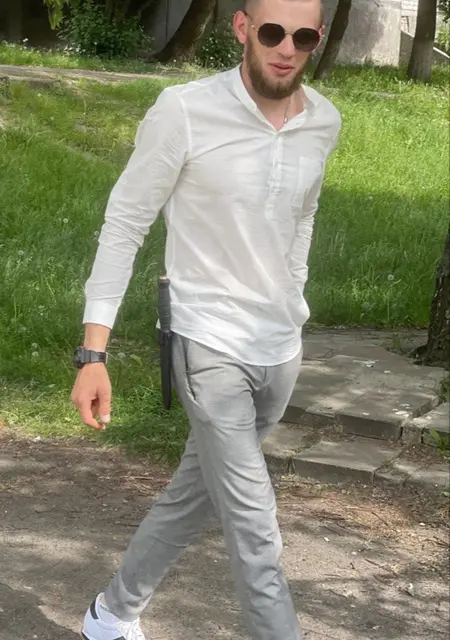 Святий з Комишуваха, мені 30 років, познайомлюсь без зобов'язань