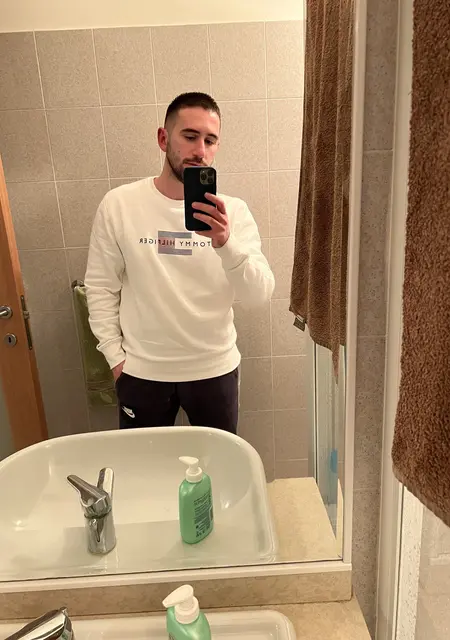 Matteo из Турина, ищу на сайте приятное времяпровождение