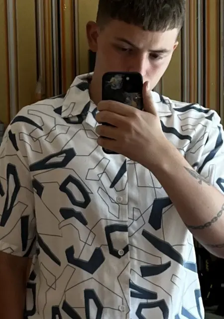 Alfonso з Чернігова, мені 20 років, познайомлюсь на одну ніч