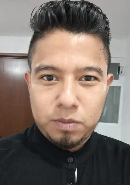 Я Mario, 31, знакомлюсь для постоянных отношений в Мехико