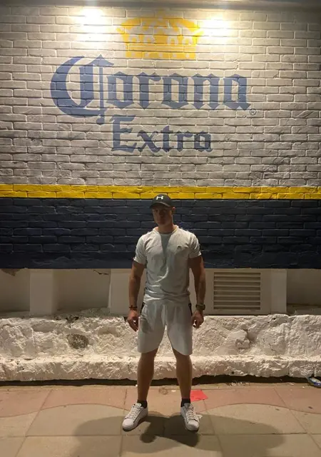 Я Heisserfeger, 25, из Мюнхена, ищу знакомство для приятного времяпровождения