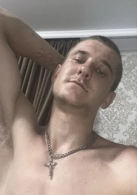 Влад из Алматы, ищу на сайте знакомства без обязательств