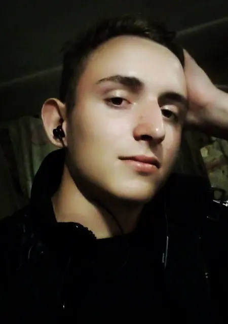 Віктор з Житомира, шукаю на сайті знайомства на одну ніч