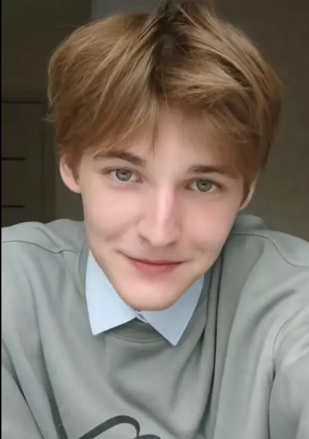 Влад из Минска, ищу на сайте вирта