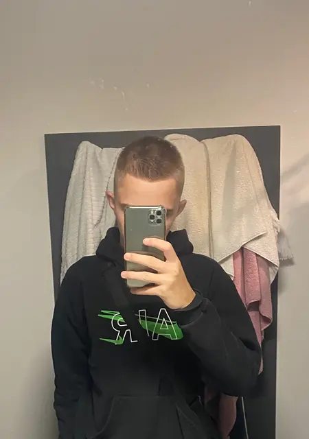 Діма из Всетин, ищу на сайте знакомства без обязательств