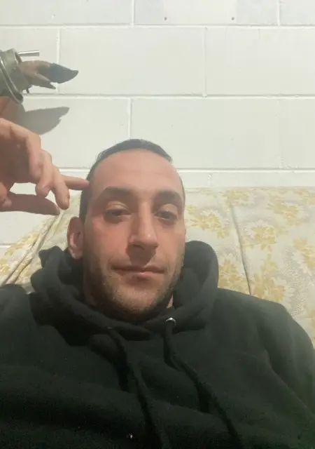 Soy Geppe, 34 años de Mataró, busco conocer gente para hacer nuevos amigos