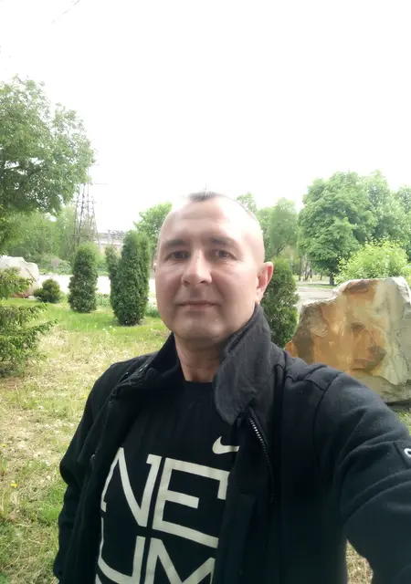 Я Сергей, 48, из Конотопа, ищу знакомство для постоянных отношений