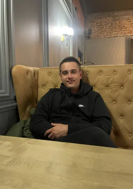 Я Вадик, 29, знакомлюсь для общения в Хмельницком