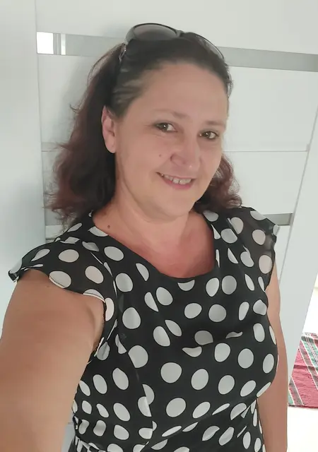 Оксана из Луцка, ищу на сайте дружбу