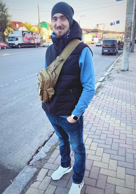 Денис з Вінниця, мені 27 років, познайомлюсь без зобов'язань