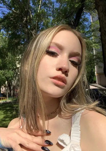 Я Виктория, 20, из Винницы, ищу знакомства на одну ночь