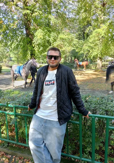 Я Pawe, 33, знакомлюсь для дружбы в Познани