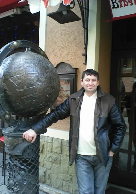 Сергей из Ужгорода, мне 51, познакомлюсь без обязательств