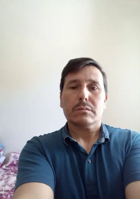 Я Adem, 43, знакомлюсь в Стамбуле