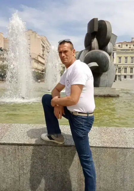 Ctlin Mugurel из Афин, мне 44, познакомлюсь