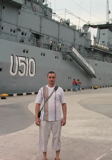 Я Виталий, 46, из Луганска, ищу знакомства на одну ночь