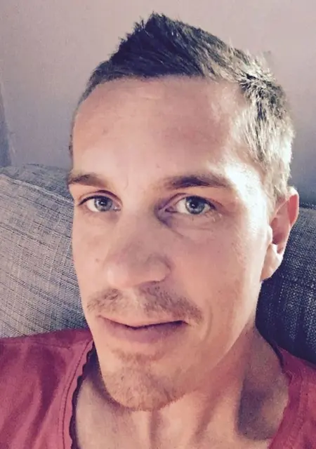 Rikard из Стокгольма, мне 44, познакомлюсь