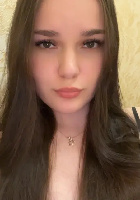 Я Соня, 18, из Тульчина, ищу знакомство для постоянных отношений